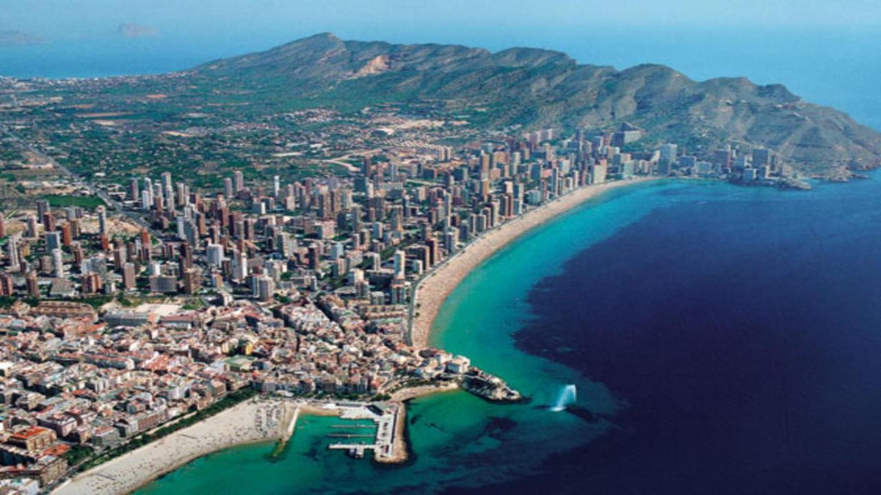 Disponible En Abril-Wifi-3Hab, 6 Pers, -Piscina, Aire Acondi-Parking Opcionable Extra Apartment Benidorm Exterior photo