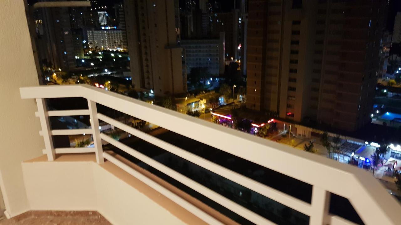 Disponible En Abril-Wifi-3Hab, 6 Pers, -Piscina, Aire Acondi-Parking Opcionable Extra Apartment Benidorm Exterior photo
